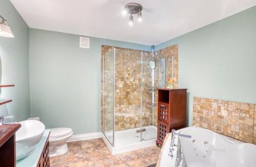 Carleton Place House | Riverside Oasis with Pool and Dock