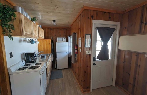 Park Rapids Cabin | Riverside Point Resort #3 | 2 Bed, 1 Bath