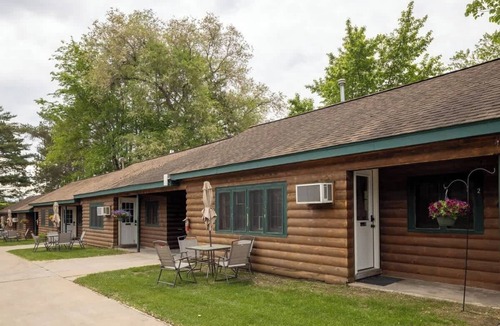 Park Rapids Cabin | Riverside Point Resort #4 | 1 Bed, 1 Bath