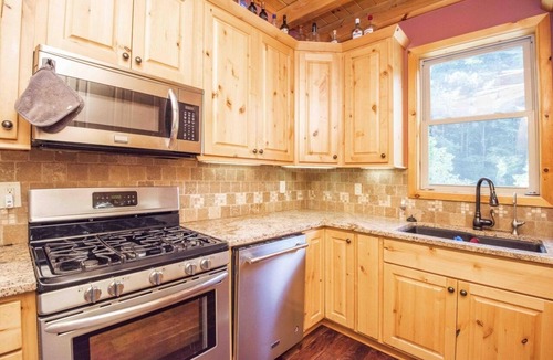 Tellico Plains Cabin | Riverside Premium Cabin