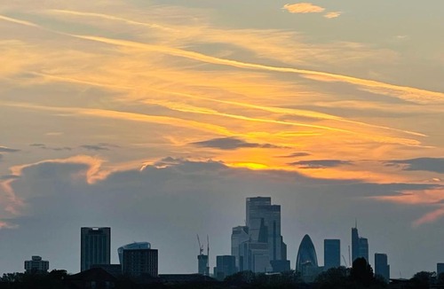 Island Gardens House | Riverside Premium Double Room E14