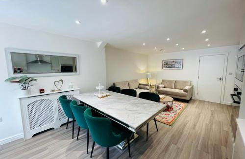 Island Gardens House | Riverside Premium Double Room Garden View E14