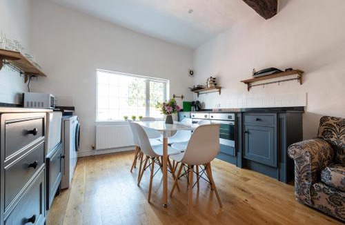 Ollerton House | Riverside Rest