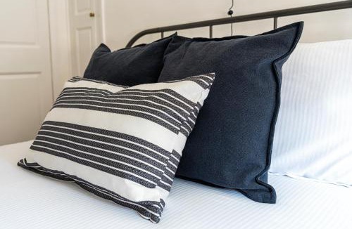 Ollerton House | Riverside Rest