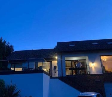 Llandysul Villa | Riverside Retreat