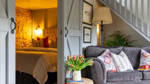 Tuckenhay House | Riverside Retreat