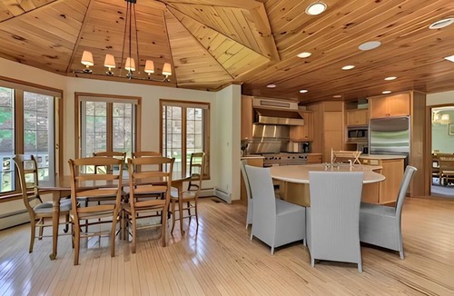 Hancock Villa | Riverside retreat in Catskills with pool