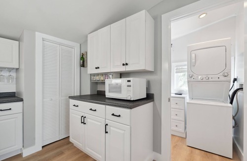 Newbury House | Riverside Retreat Laundry Work-Friendly