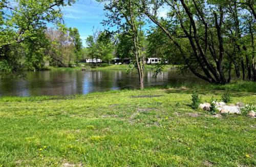 Janesville House | Riverside Retreat - Renovated Home on 15 Acres!
