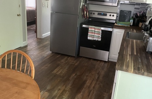 Tamworth House | Riverside Retreat