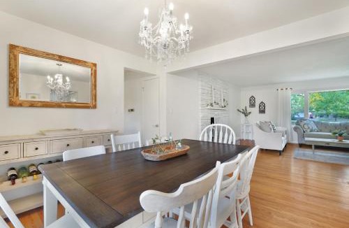 Waterford Villa | Riverside Retreat