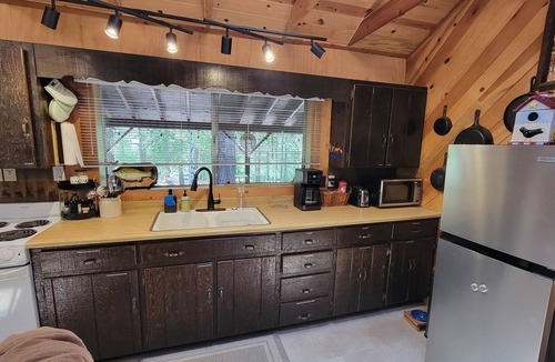 Greer Cabin | Riverside Ridge on East Fork Rd