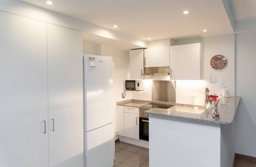 Ransol Apartment | Riverside Shelter, Skiing, and Free Parking n