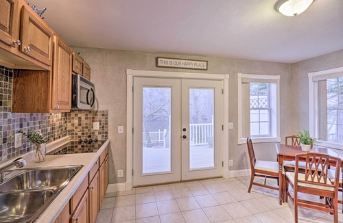 Lakeview Apartment | Riverside Studio: Trophy Trout Fishing On-Site