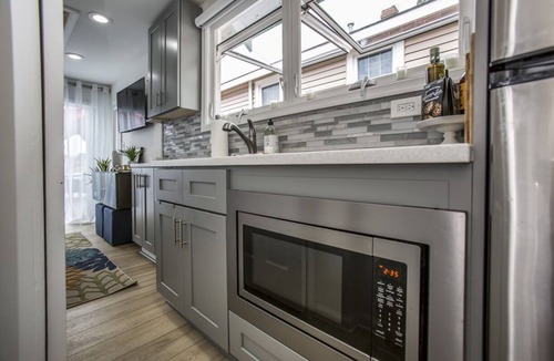 Downtown House | Riverside Tiny Home Retreat