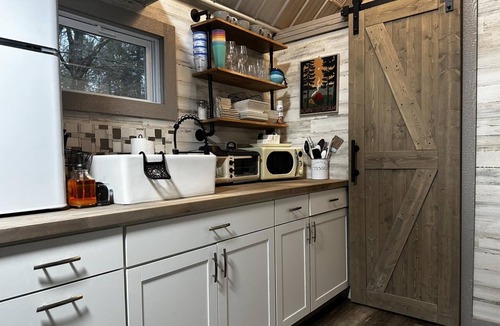Livingston Manor Cabin | Riverside Tiny Home!