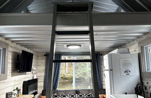 Livingston Manor Cabin | Riverside Tiny Home!