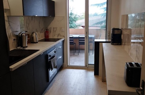 Blagnac Apartment | Riverside Toulouse Savory