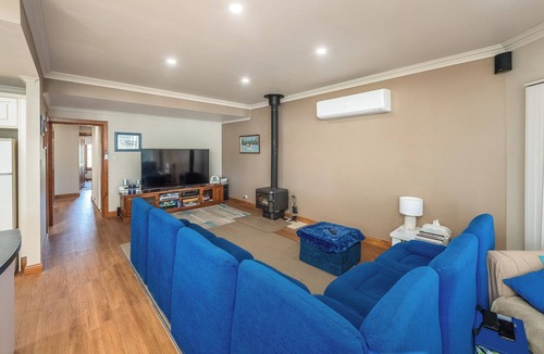 Mannum House | Riverside - Waterfront Luxury