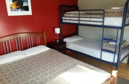 Turangi Hostel | Riverstone Lodge