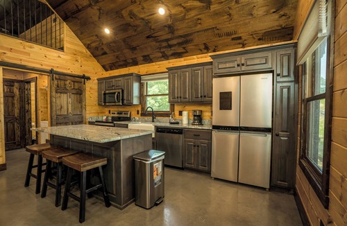 Bennett Springs Cabin | Riverstone Luxury Retreat: Private Suites, Pool, Hot Tub, Niangua River Access