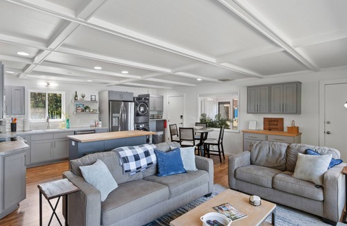 Plover Cottage | RiverTime: Modern Waterfront w/Pier & Boat Slip