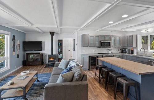 Plover Cottage | RiverTime: Modern Waterfront w/Pier & Boat Slip