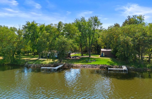 Plover Cottage | RiverTime: Modern Waterfront w/Pier & Boat Slip
