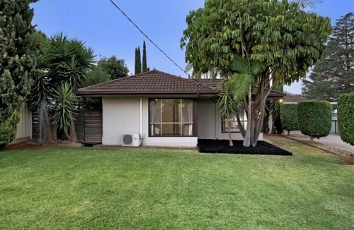 Gol Gol House | Riverview at 92