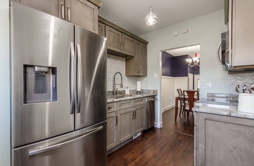 Corn Hill House | Riverview Condo Downtown UofR
