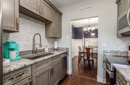 Corn Hill House | Riverview Condo Downtown UofR