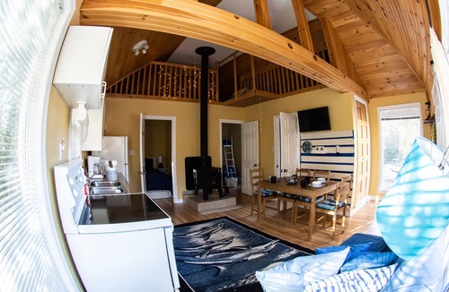 Bishop Corners Ski Chalet | Riverview Cottage - Myers Cave Resort