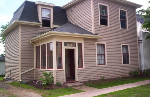 Charlottetown Apartment | Riverview Heritage Award-Winning Downtown Duplex; pet-friendly, walkable