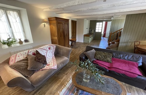 Bohal Cottage | Riverview holiday home, close to market town of Malestroit