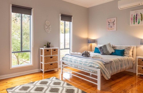 Younghusband Bed & Breakfast | Riverview House Younghusband