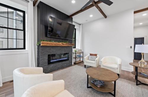 Port Clinton Apartment | Riverview in Port Clinton - Apt A