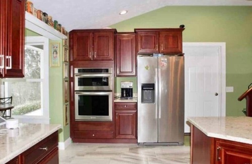 Port Ontario House | Riverview Lodge Master Suite