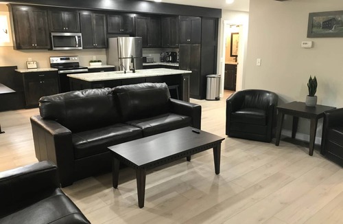 Loudonville House | Riverview Lodge - Riverfront Home with Hot Tub