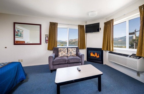 Hood River Hotel | Riverview Lodge