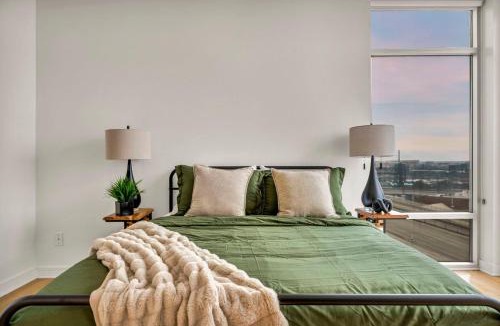 Ohio City Apartment | Riverview Penthouse Balcony Games Parking