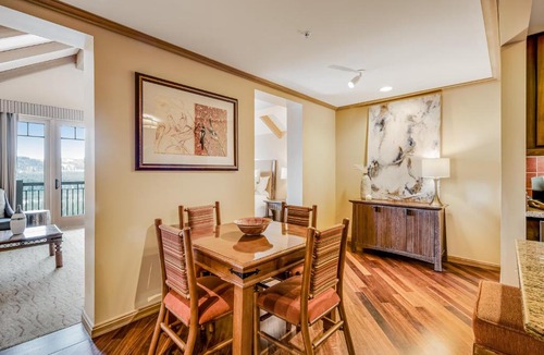 Cle Elum Hotel | Riverview Penthouse