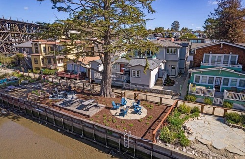 Capitola House | Riverview Retreat Duplex-Captiola LOWER UNIT A