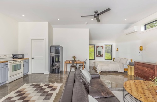Catskill Cottage | Riverview Retreat located on the Hudson River in Upstate NY