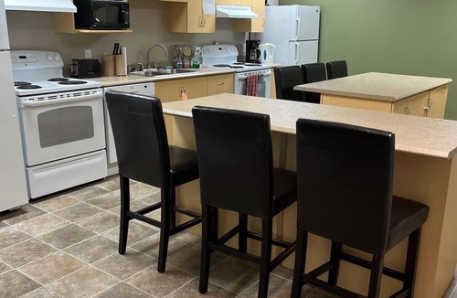 Milton Hotel | Riverview Suites