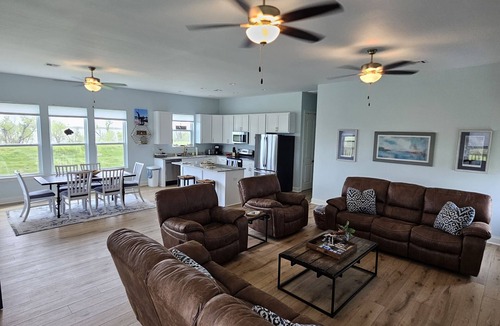 Boothville-Venice House | Riverview Venice Camp