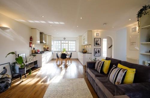 Datchet Apartment | Riverwalk Apartment North