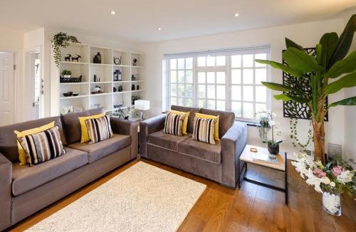 Datchet Apartment | Riverwalk Apartment North