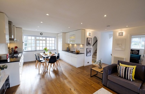 Datchet Apartment | Riverwalk Apartment North