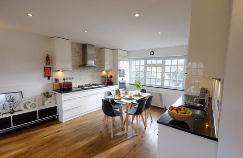 Datchet Apartment | Riverwalk Apartment North