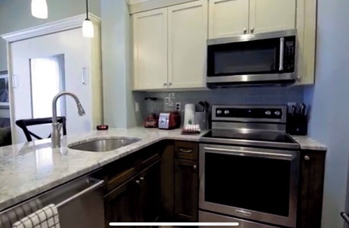 Lincoln Resort | Riverwalk at Loon Luxury Studio with Full Kitchen | Sleeps 4